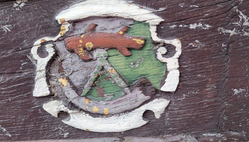 das Wappen von Hornburg an der Ostseite des Hauses